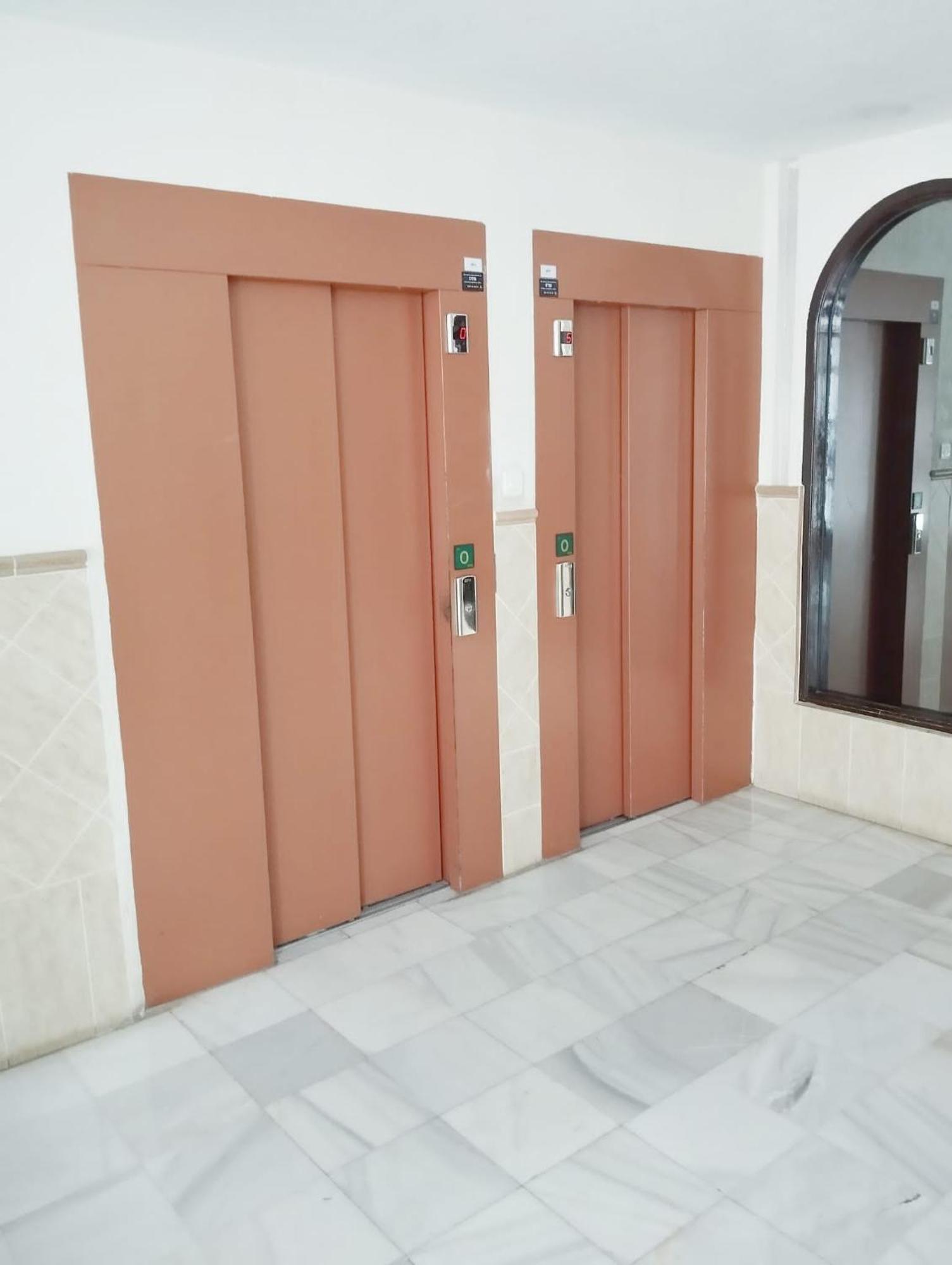 Almuñécar Room In Shared Apartment With Parking מראה חיצוני תמונה